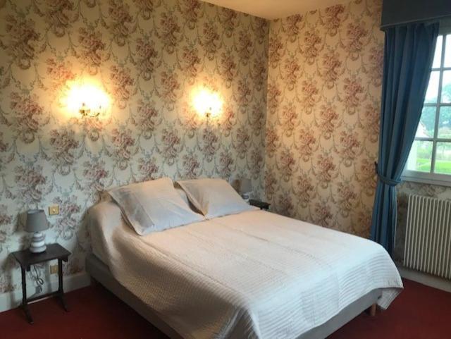 Bed and Breakfast Demeure Des Carila Heudebouville Экстерьер фото